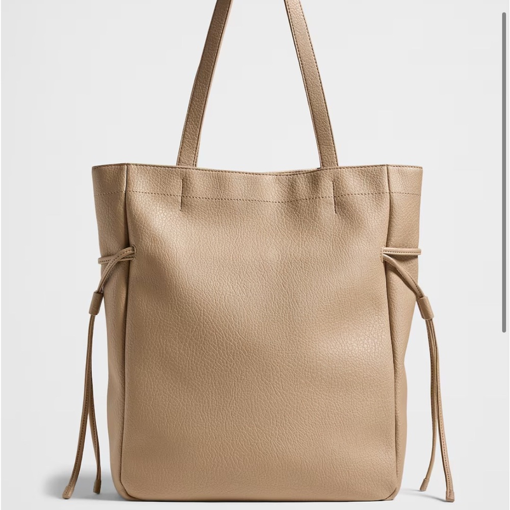 BANANA REPUBLIC VEGAN LEATHER DRAWSTRING TOTE